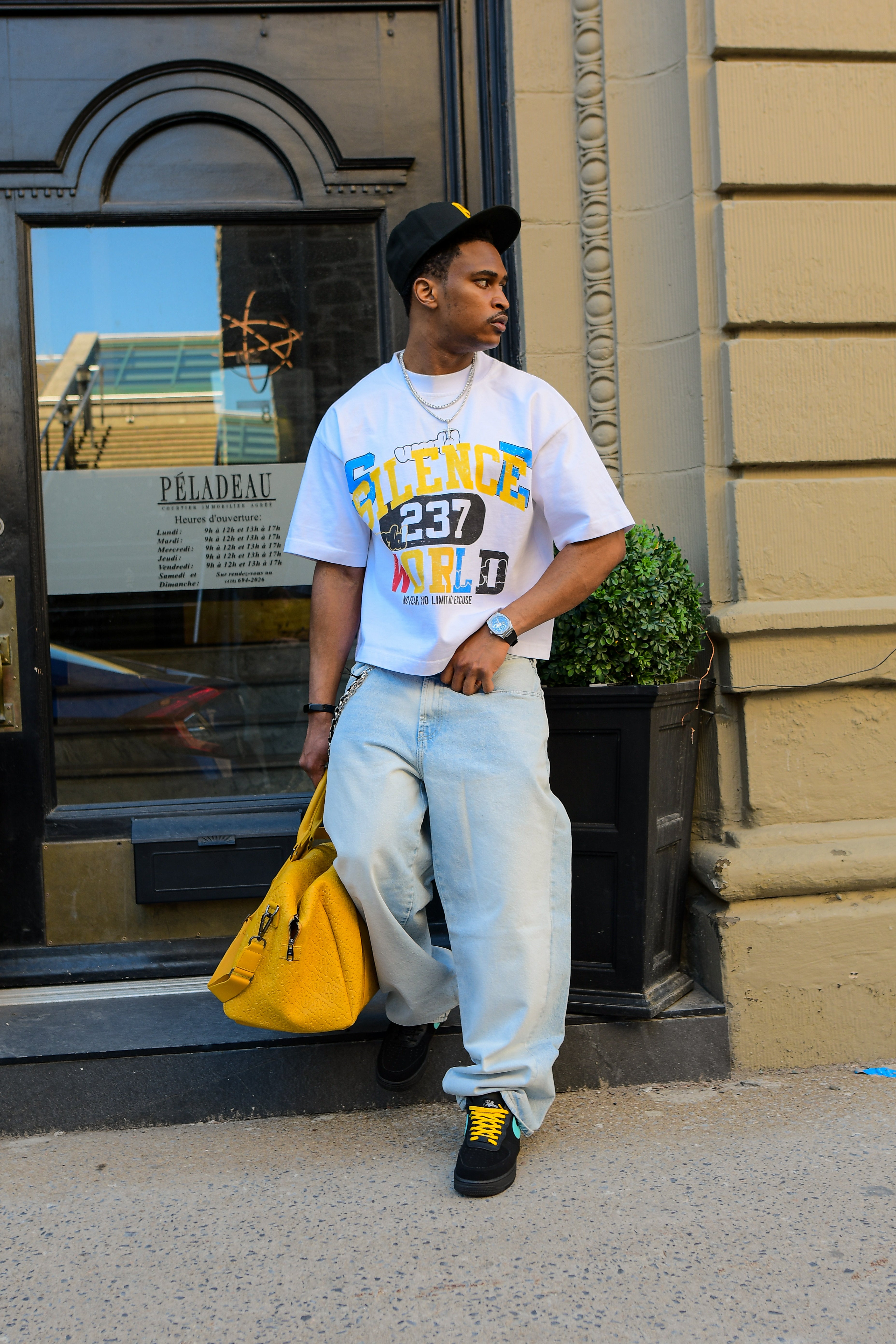 237 WORLD TEE ( WHITE )