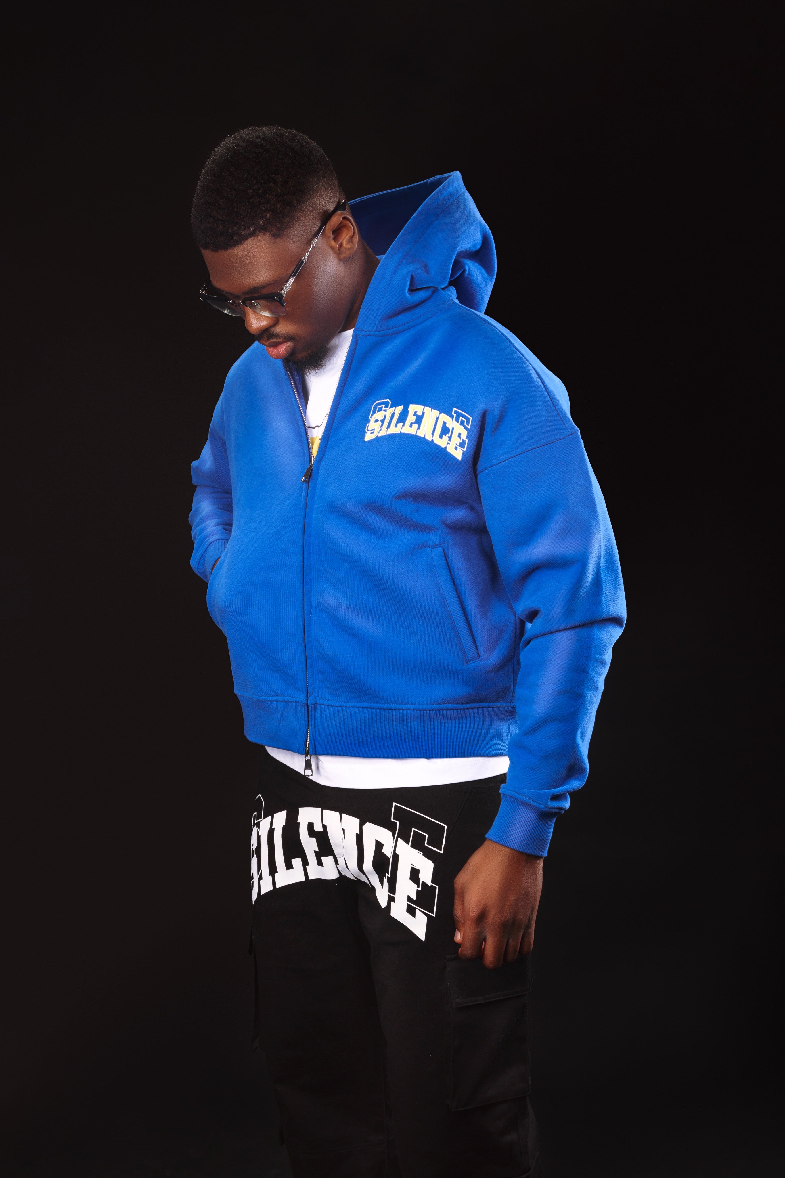 EAST BLUE ZIP UP